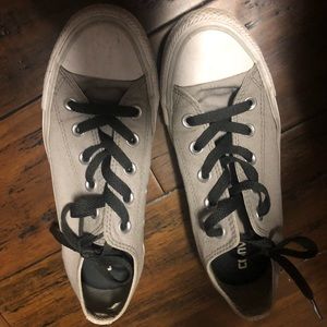 Converse size 6